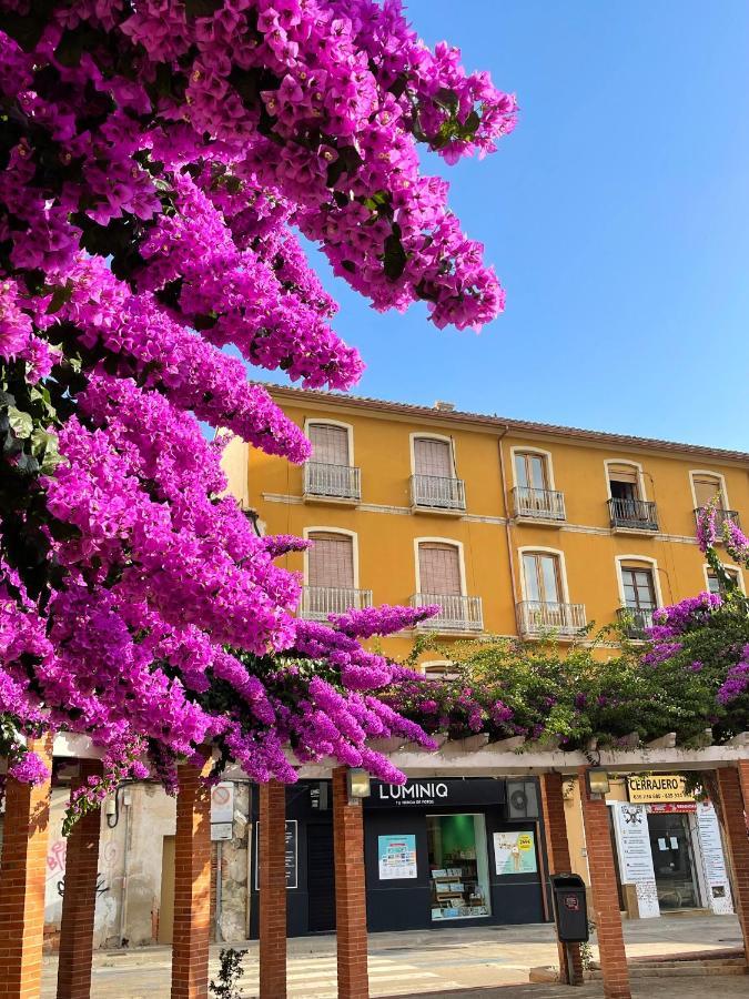 La urbanización cerca del mar Denia Exterior foto