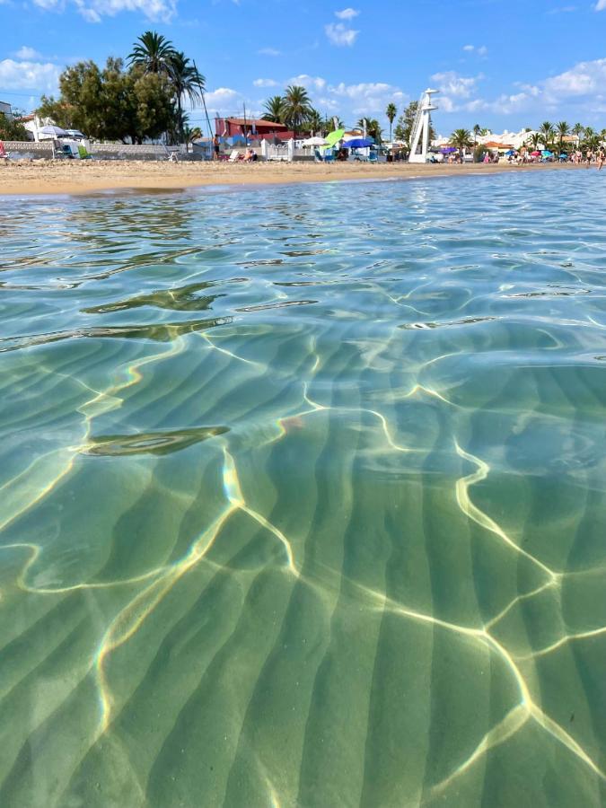 La urbanización cerca del mar Denia Exterior foto